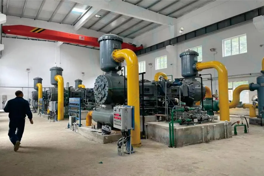 4M-200 coal seam air compressor internal assembly